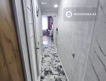 3-комнатная квартира, этаж 4 из 5, 64 м²