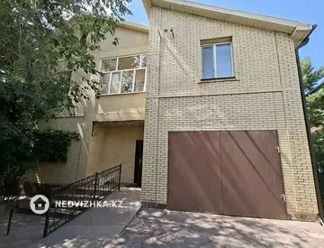 5-комнатный дом, 10 соток, 385 м²