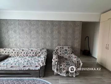 3-комнатная квартира, этаж 4 из 5, 66 м²