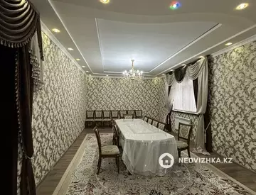 12-комнатный дом, 8 соток, 371 м²