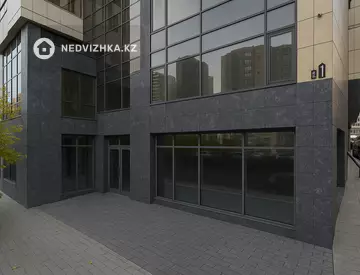 Торговое помещение, этаж 1 из 4, 210 м²