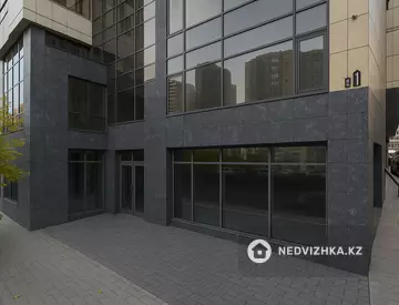 Помещение, этаж 1 из 4, 210 м²