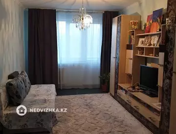 2-комнатная квартира, этаж 3 из 5, 44 м²