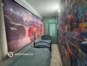 3-комнатная квартира, этаж 9 из 10, 66 м²