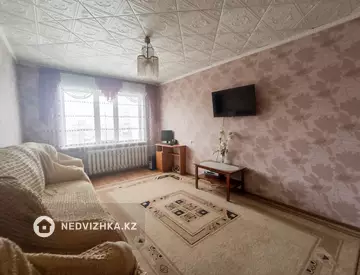 4-комнатная квартира, этаж 6 из 6, 83 м²
