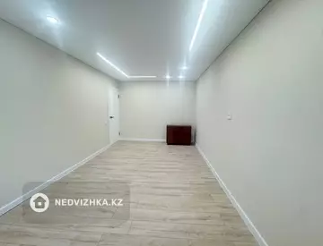 3-комнатная квартира, этаж 2 из 5, 63 м²