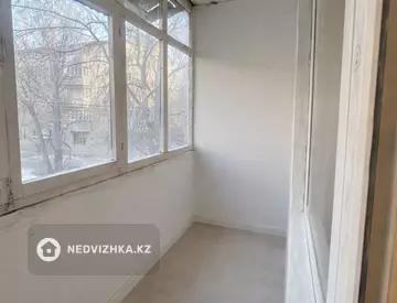 3-комнатная квартира, этаж 2 из 5, 63 м²