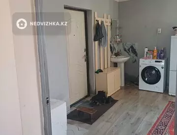 4-комнатный дом, 8.2 соток, 100 м²