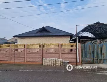 5-комнатный дом, 4 соток, 154 м²