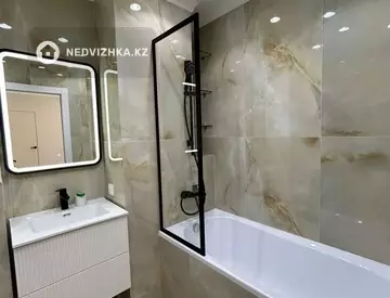 2-комнатная квартира, этаж 16 из 18, 52 м², на длительный срок