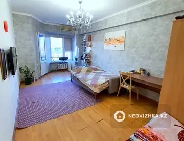 2-комнатная квартира, этаж 7 из 39, 56 м²