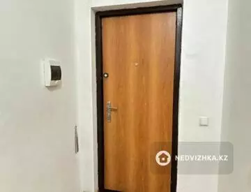 1-комнатная квартира, этаж 1 из 18, 34 м²