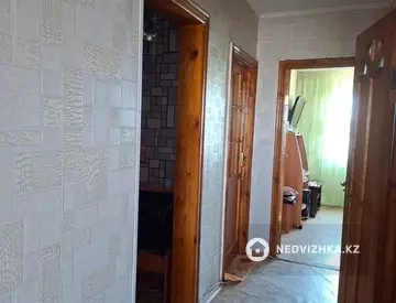 3-комнатная квартира, этаж 6 из 10, 69 м²