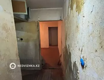 3-комнатная квартира, этаж 1 из 4, 60 м²