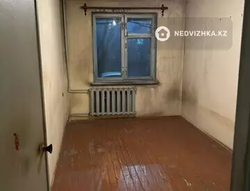 3-комнатная квартира, этаж 1 из 4, 60 м²