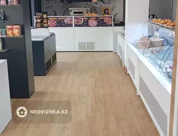 Общепит в в жилом доме, этаж 1 из 5, 50 м²