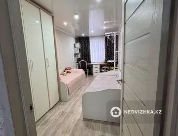 2-комнатная квартира, этаж 4 из 5, 45 м²