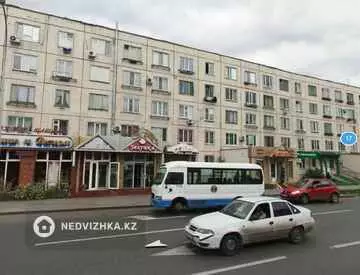 1-комнатная квартира, этаж 2 из 5, 30 м²