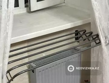 2-комнатная квартира, этаж 8 из 9, 50 м²