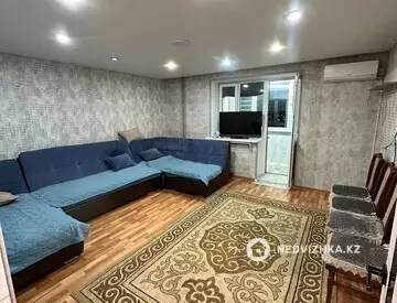2-комнатная квартира, этаж 8 из 9, 50 м²