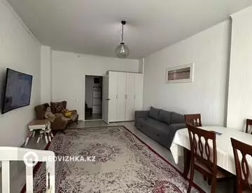 1-комнатная квартира, этаж 6 из 12, 63 м²