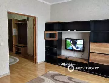 2-комнатная квартира, этаж 5 из 5, 70 м², посуточно