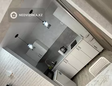 3-комнатная квартира, этаж 1 из 5, 47 м², посуточно