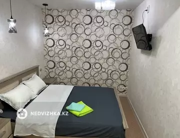 3-комнатная квартира, этаж 1 из 5, 47 м², посуточно