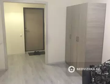 1-комнатная квартира, этаж 3 из 9, 38 м²