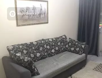 1-комнатная квартира, этаж 3 из 9, 38 м²