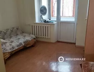 2-комнатная квартира, этаж 2 из 5, 52 м², на длительный срок