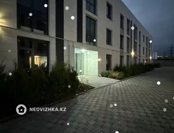 2-комнатная квартира, этаж 2 из 3, 53 м²