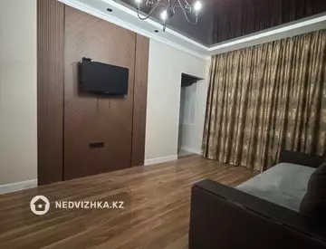 1-комнатная квартира, этаж 3 из 5, 55 м², посуточно