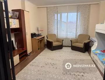 2-комнатная квартира, этаж 3 из 12, 60 м²