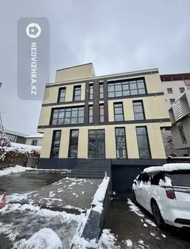 Здание, 4 этажа, 1 200 м², на длительный срок
