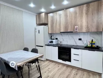 2-комнатная квартира, этаж 2 из 4, 43 м²