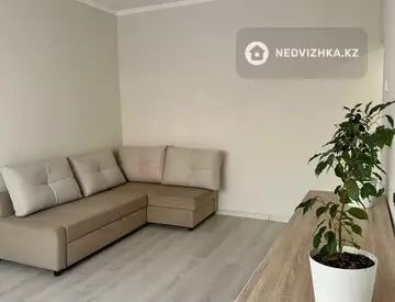 1-комнатная квартира, этаж 2 из 9, 40 м²