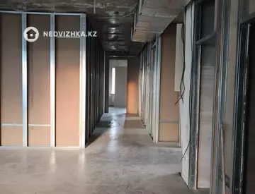 Офисное помещение, этаж 5 из 5, В бизнес-центре, 600 м², На длительный срок