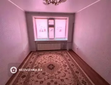 3-комнатная квартира, этаж 3 из 5, 57 м², на длительный срок