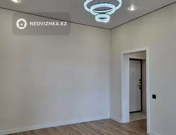 1-комнатная квартира, этаж 9 из 12, 34 м²