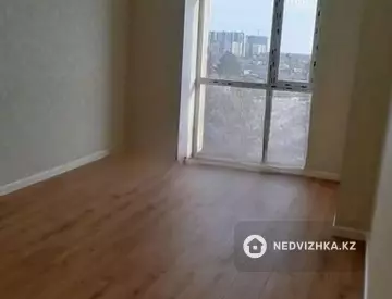 1-комнатная квартира, этаж 5 из 12, 38 м²