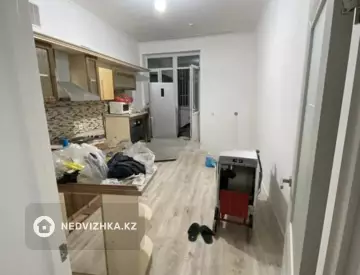 2-комнатная квартира, этаж 7 из 10, 79 м²