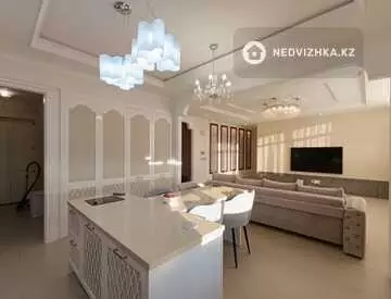 4-комнатная квартира, этаж 24 из 33, 163 м²