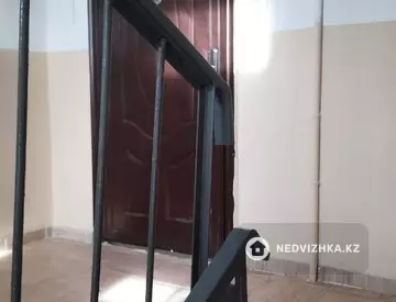 2-комнатная квартира, этаж 3 из 5, 55 м², на длительный срок