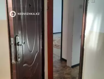 2-комнатная квартира, этаж 3 из 5, 55 м², на длительный срок