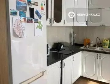 3-комнатная квартира, этаж 12 из 16, 102 м²