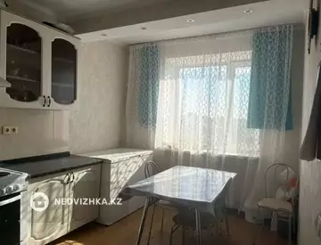 3-комнатная квартира, этаж 12 из 16, 102 м²