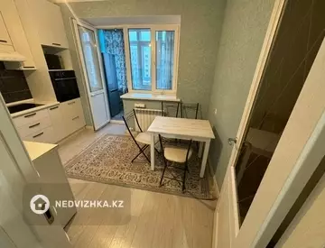 1-комнатная квартира, этаж 6 из 8, 42 м²