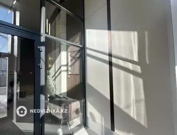 1-комнатная квартира, этаж 4 из 7, 44 м²