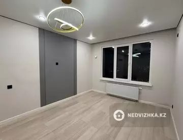 1-комнатная квартира, этаж 14 из 16, 34 м²